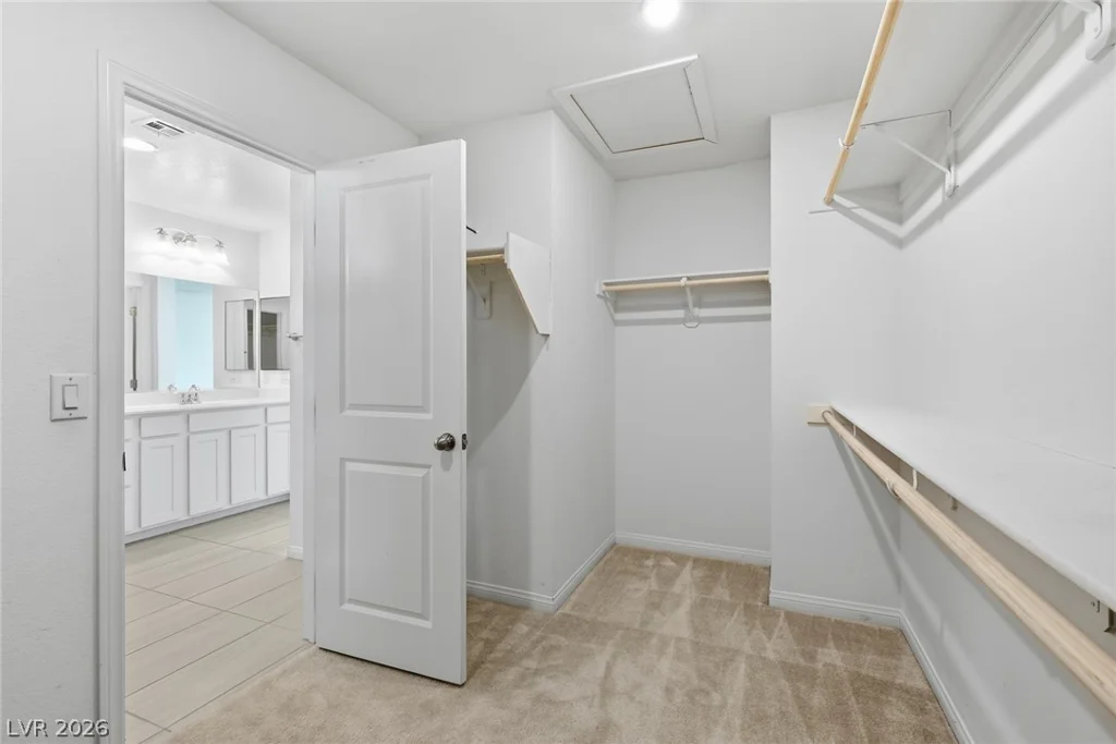 4729 Challenger, North Las Vegas, NV 89031