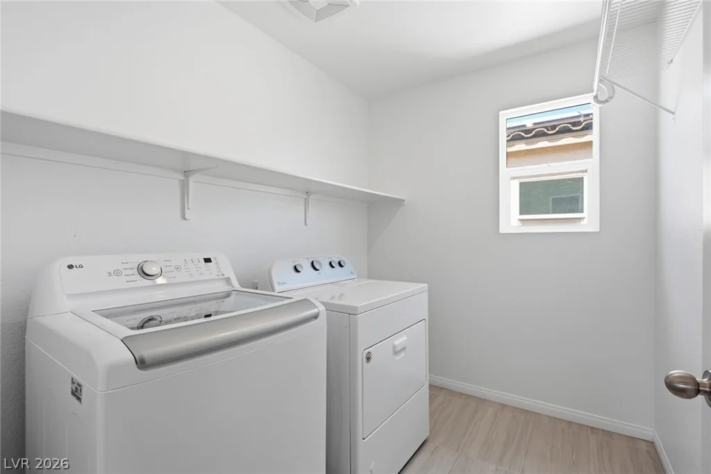 4729 Challenger, North Las Vegas, NV 89031
