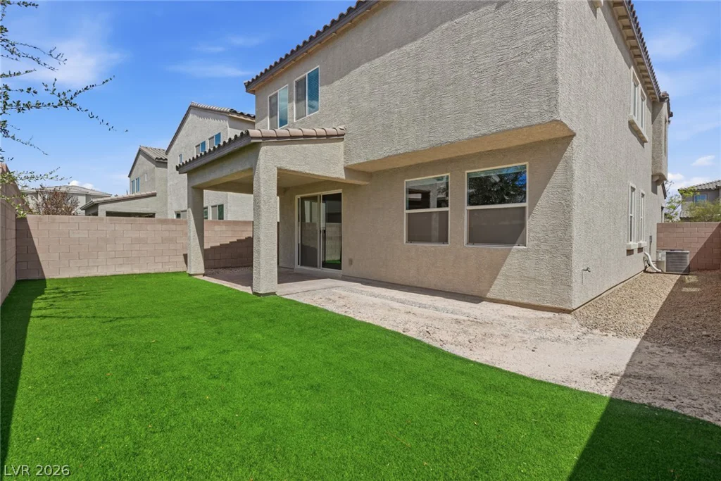 4729 Challenger, North Las Vegas, NV 89031