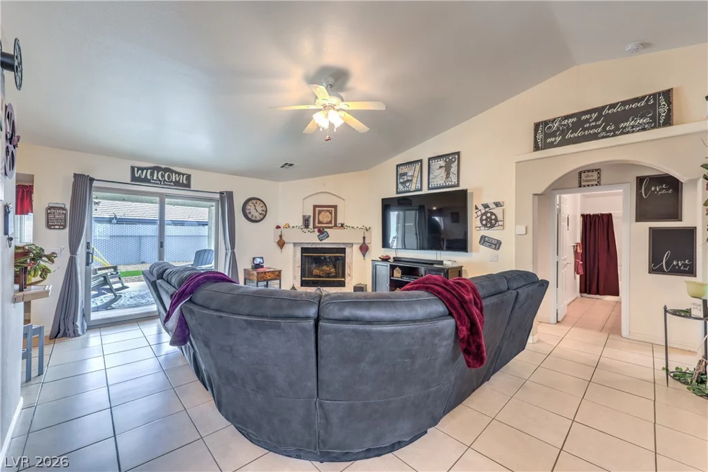 1341 Blagg, Pahrump, NV 89048