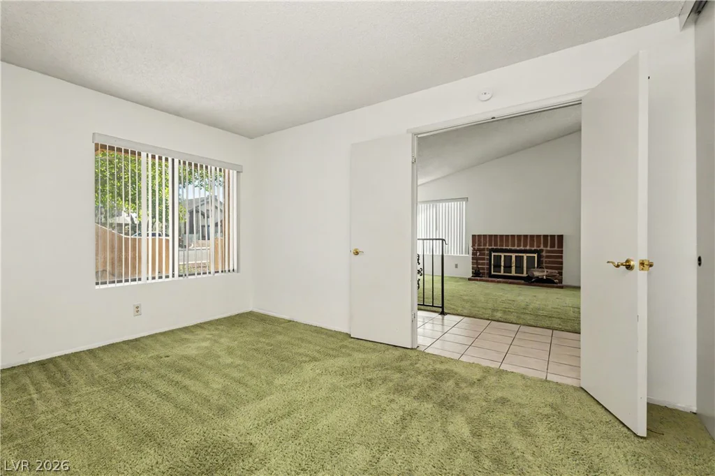 6592 Peachtree, Las Vegas, NV 89103
