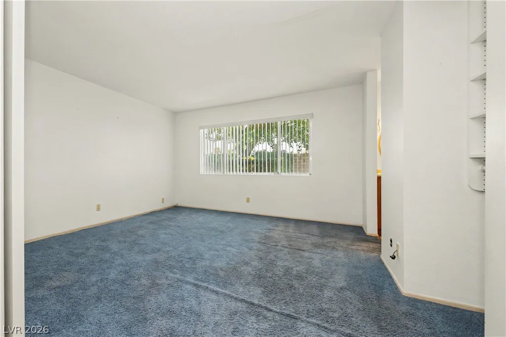 6592 Peachtree, Las Vegas, NV 89103