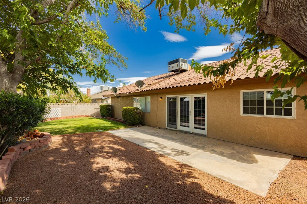 6592 Peachtree, Las Vegas, NV 89103