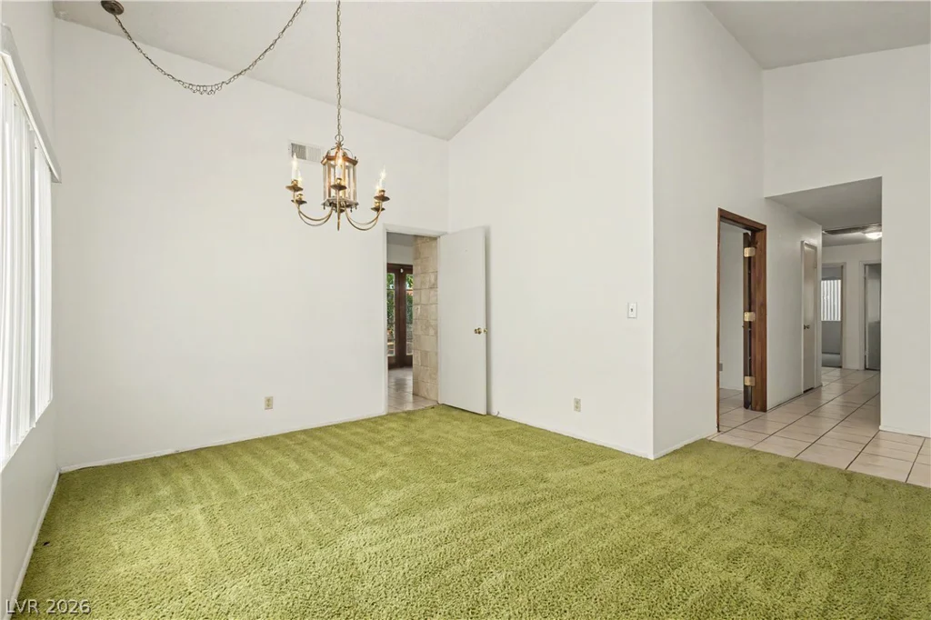 6592 Peachtree, Las Vegas, NV 89103