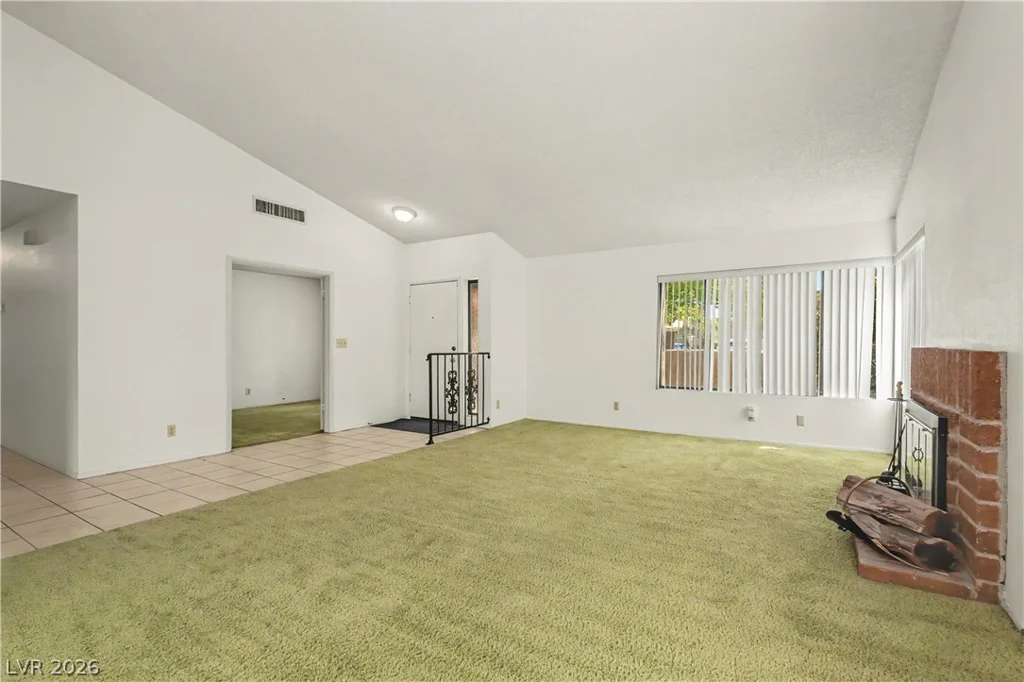 6592 Peachtree, Las Vegas, NV 89103