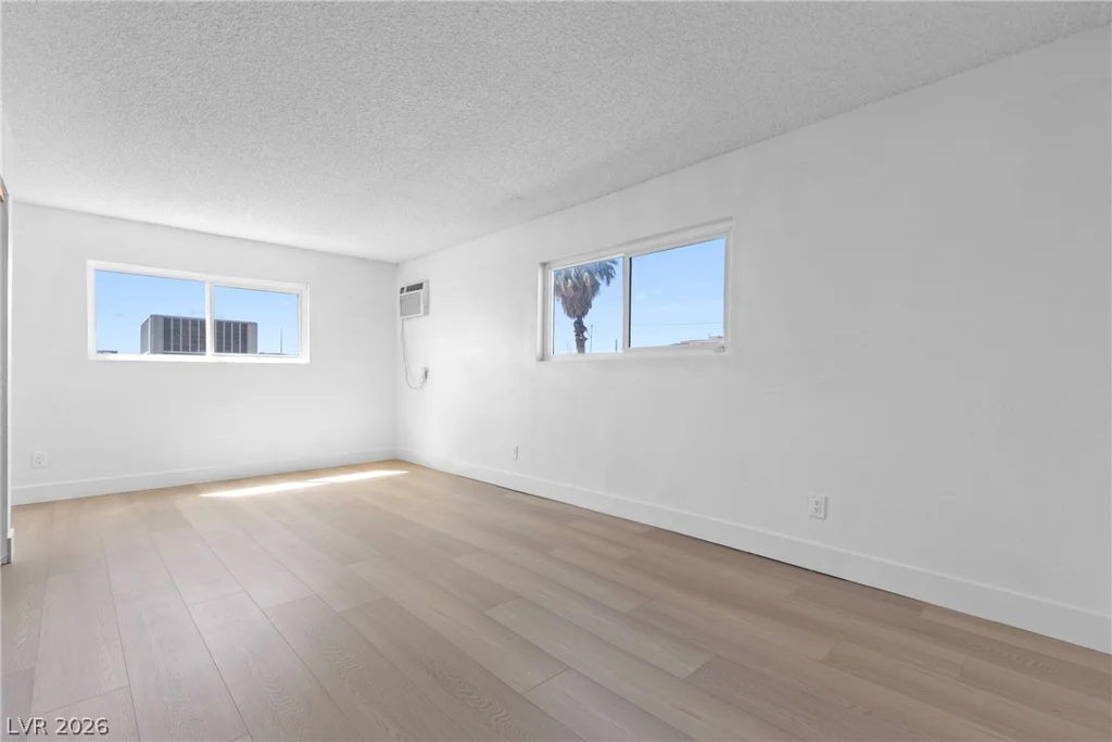 2532 Page, North Las Vegas, NV 89030