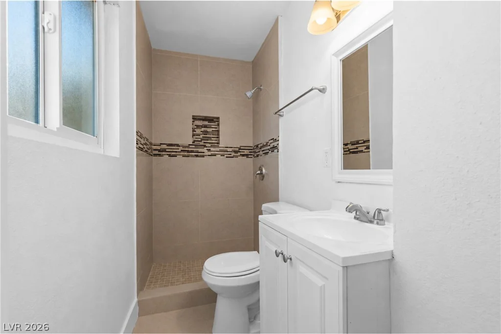 2532 Page, North Las Vegas, NV 89030