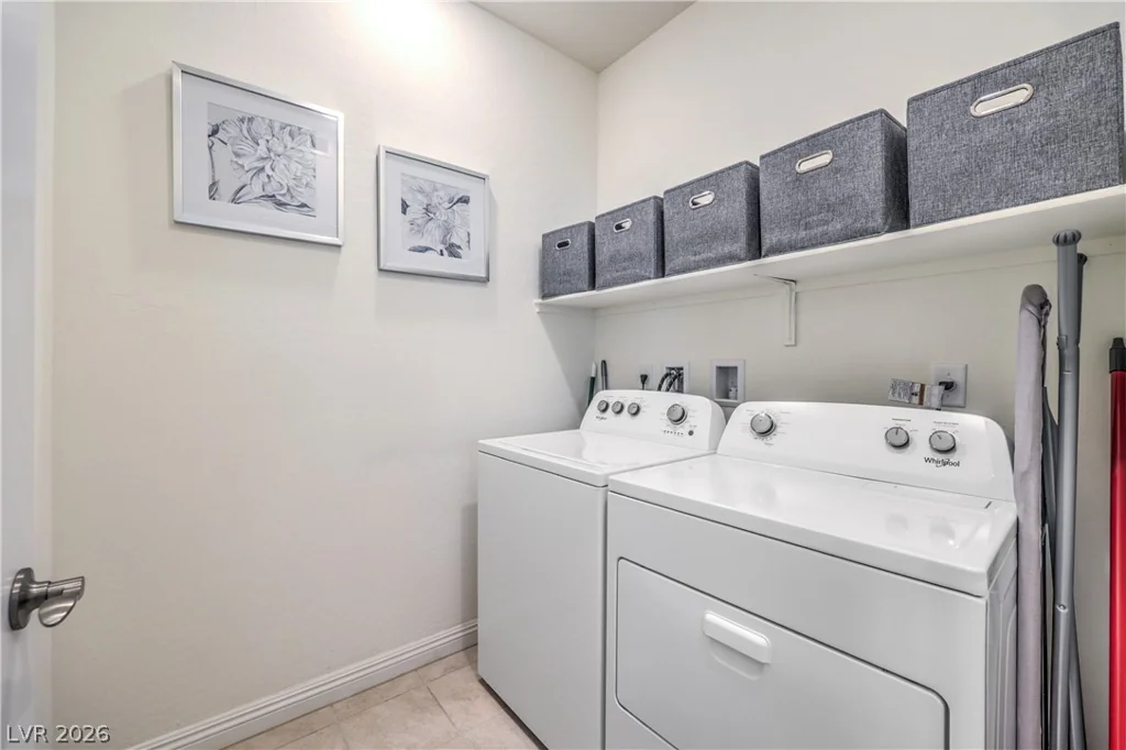 2376 Elmont, North Las Vegas, NV 89086