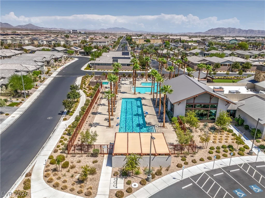 2376 Elmont, North Las Vegas, NV 89086