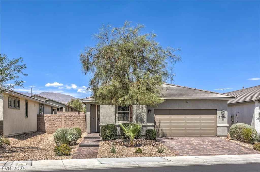 2376 Elmont, North Las Vegas, NV 89086