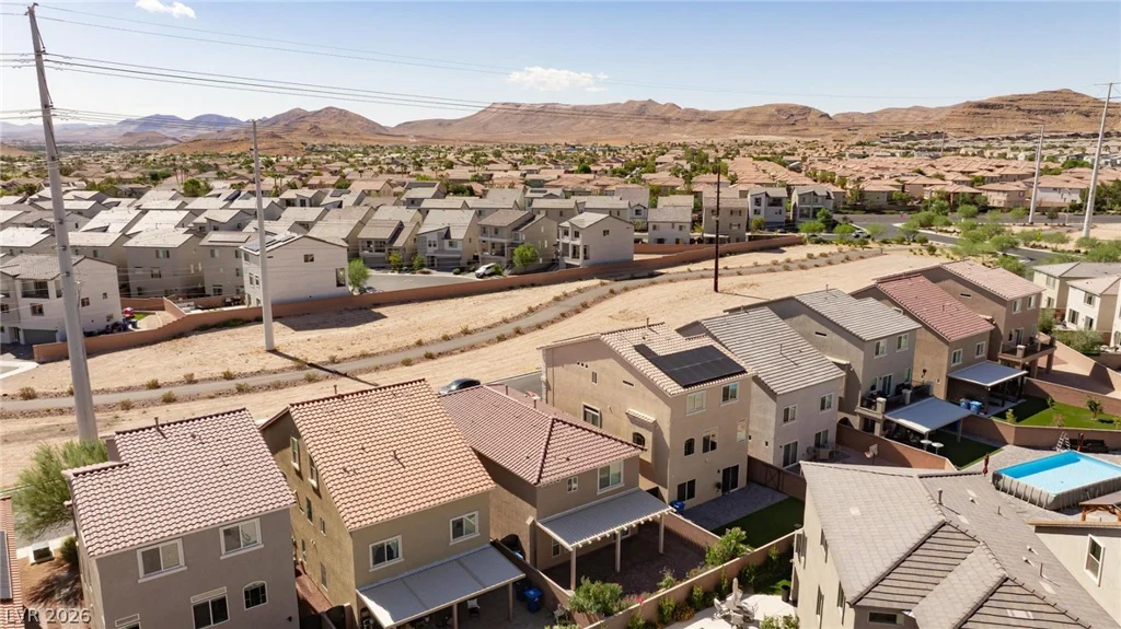 10421 Lorca Major, Las Vegas, NV 89141
