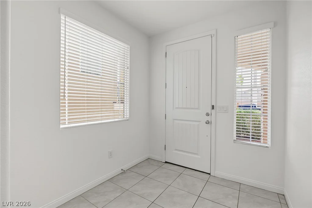 10421 Lorca Major, Las Vegas, NV 89141