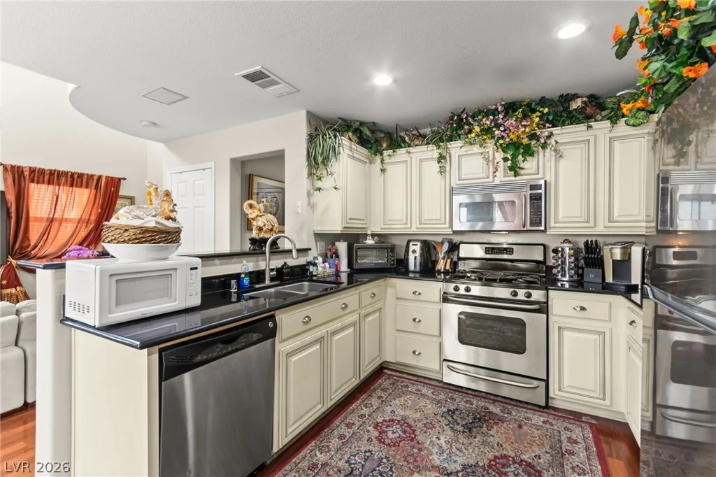 11905 Haven, Las Vegas, NV 89183