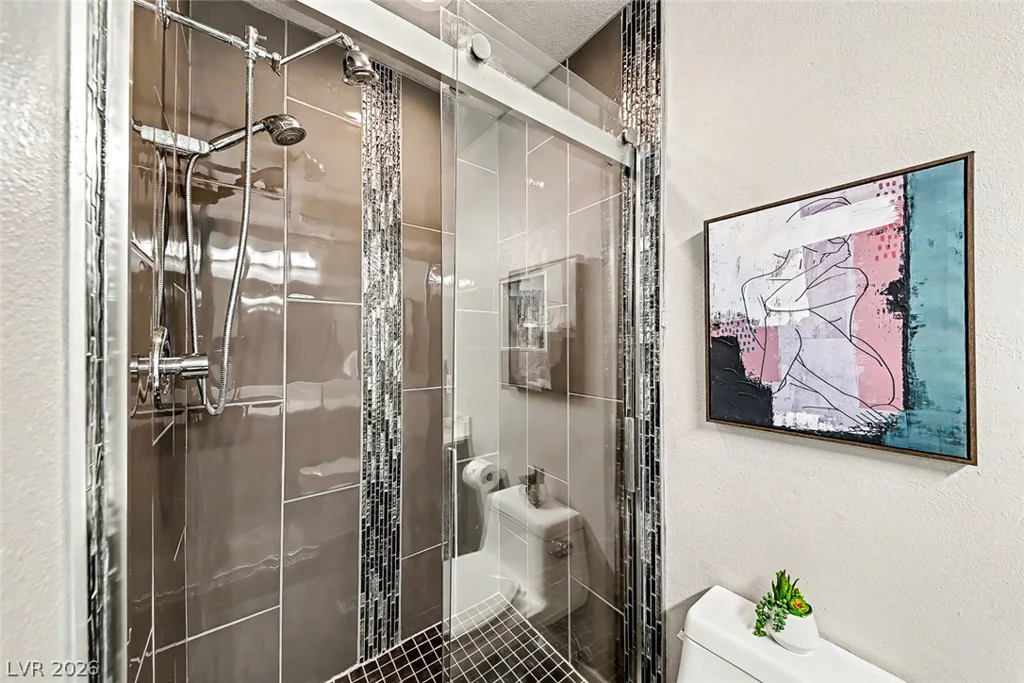 572 Willow Green, Las Vegas, NV 89169