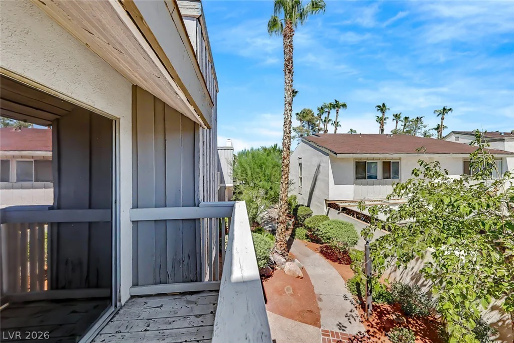 572 Willow Green, Las Vegas, NV 89169