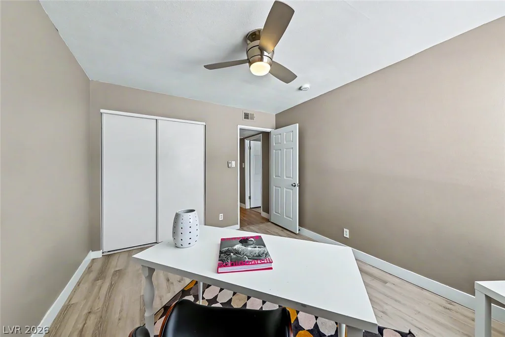 572 Willow Green, Las Vegas, NV 89169