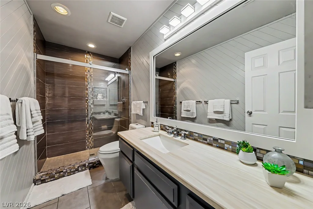 572 Willow Green, Las Vegas, NV 89169