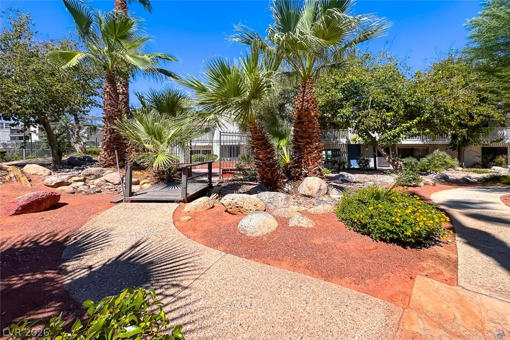 572 Willow Green, Las Vegas, NV 89169
