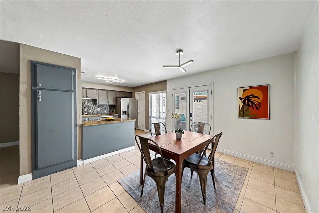 572 Willow Green, Las Vegas, NV 89169