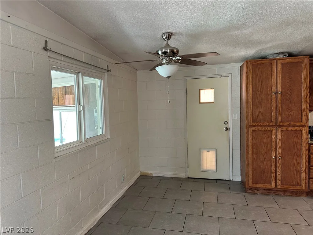 1571 Serenada, Las Vegas, NV 89169