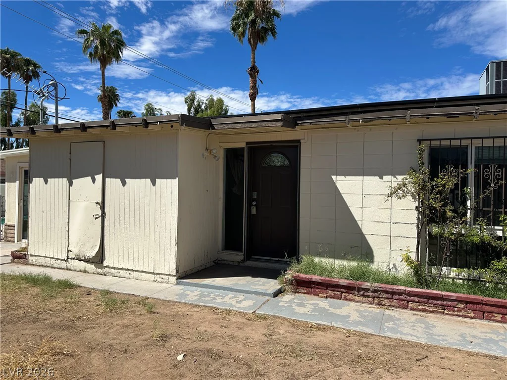 1571 Serenada, Las Vegas, NV 89169