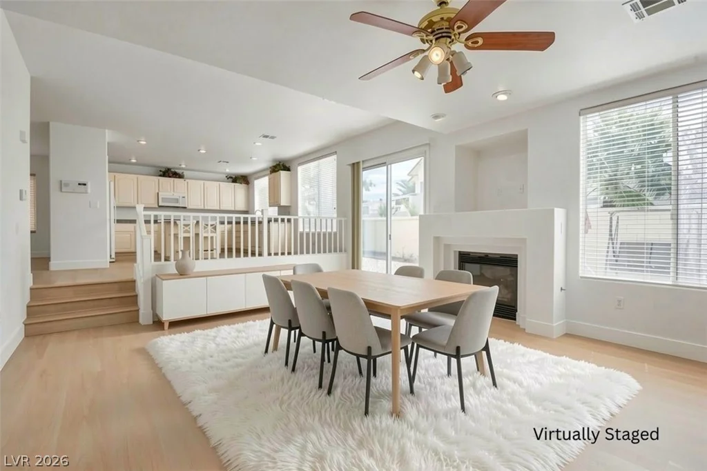 356 Lakewood Garden, Las Vegas, NV 89148