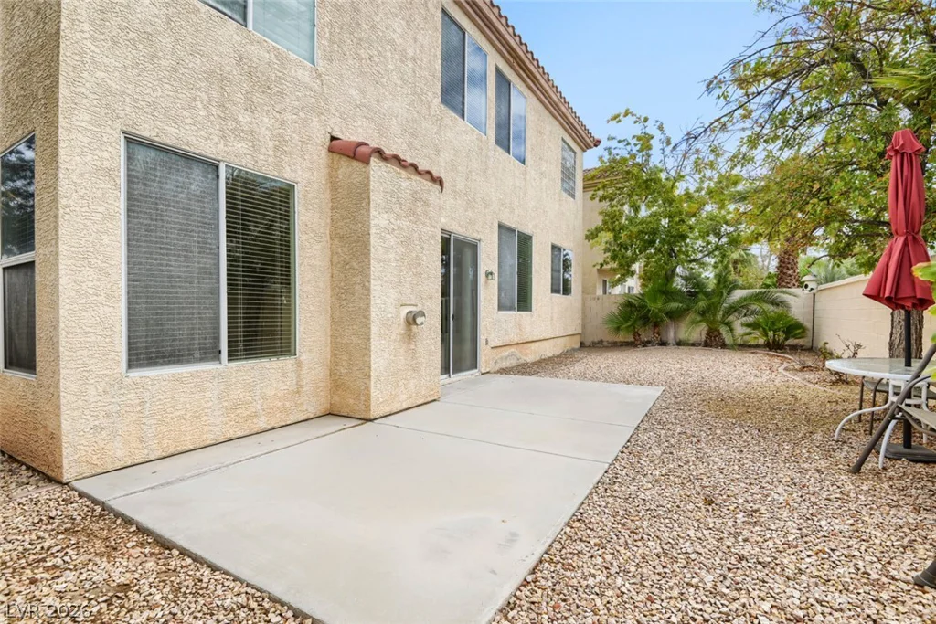 356 Lakewood Garden, Las Vegas, NV 89148