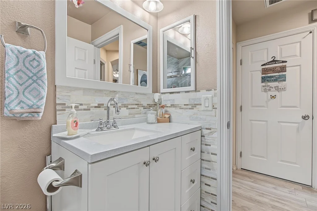 8749 Horizon Wind, Las Vegas, NV 89178