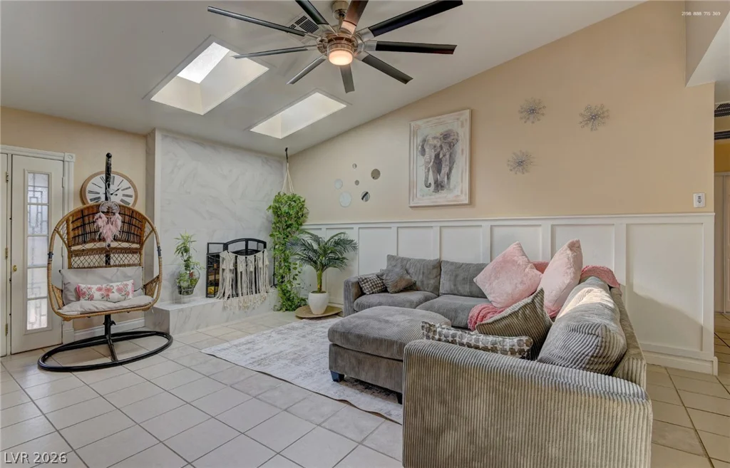 1908 Niblick, Las Vegas, NV 89142