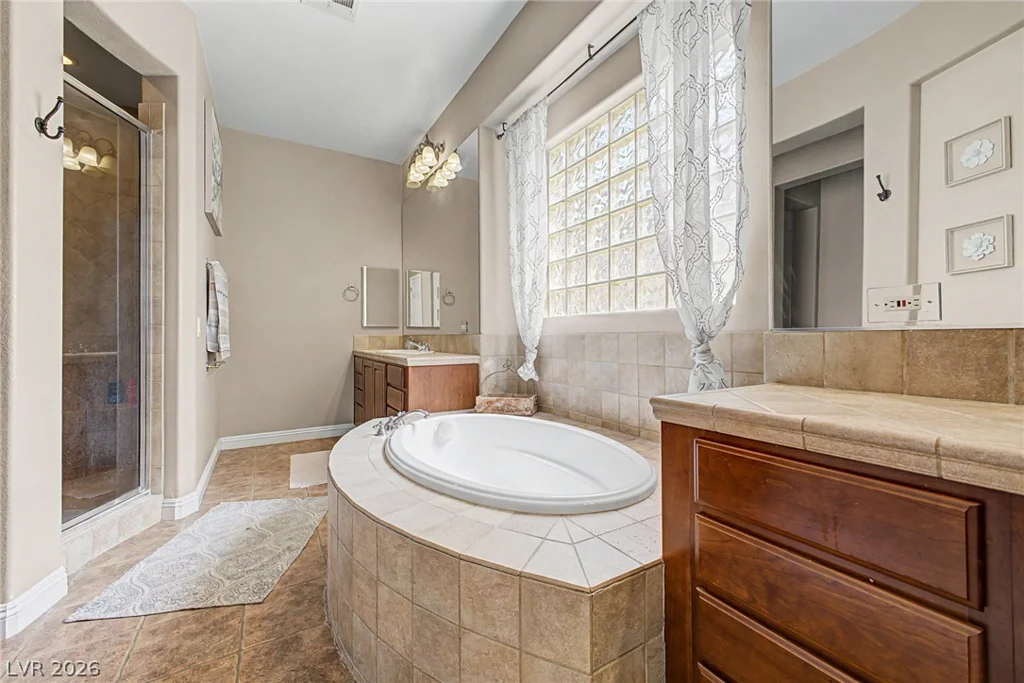 8226 Mount Logan, Las Vegas, NV 89131