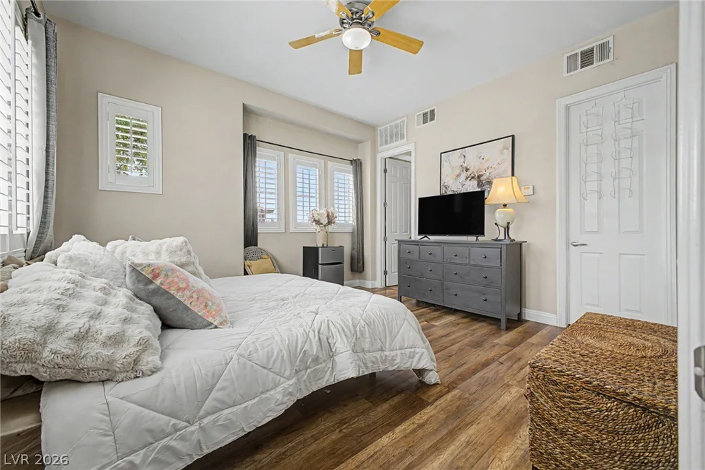 8226 Mount Logan, Las Vegas, NV 89131