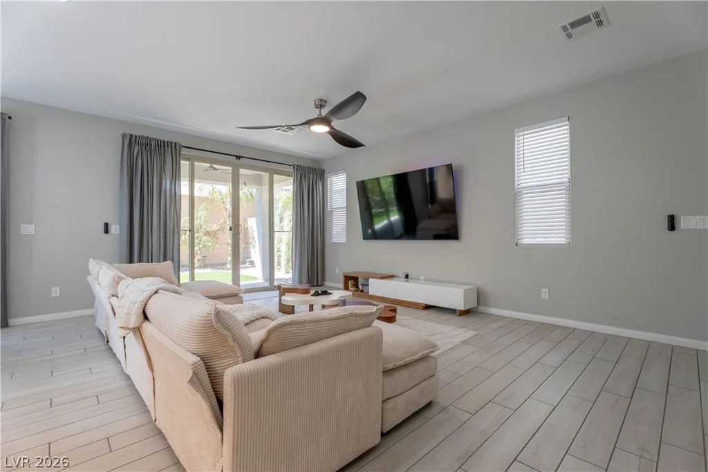 7061 Tilligerry, North Las Vegas, NV 89084