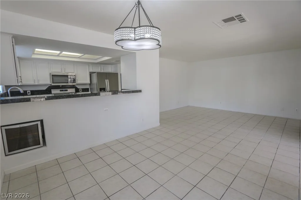 3333 Twin Bridges, Las Vegas, NV 89129