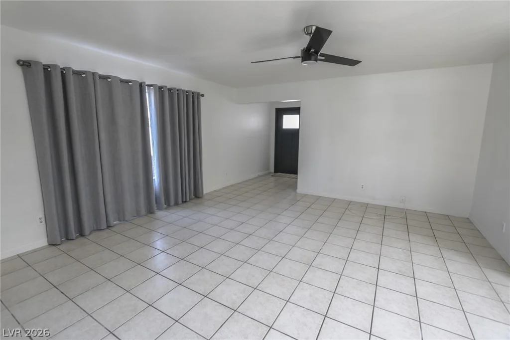 3333 Twin Bridges, Las Vegas, NV 89129