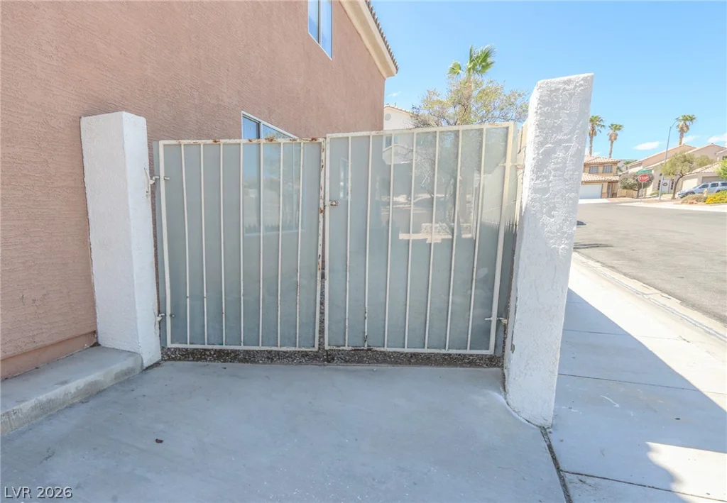 3333 Twin Bridges, Las Vegas, NV 89129