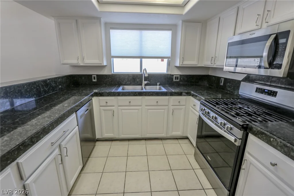 3333 Twin Bridges, Las Vegas, NV 89129