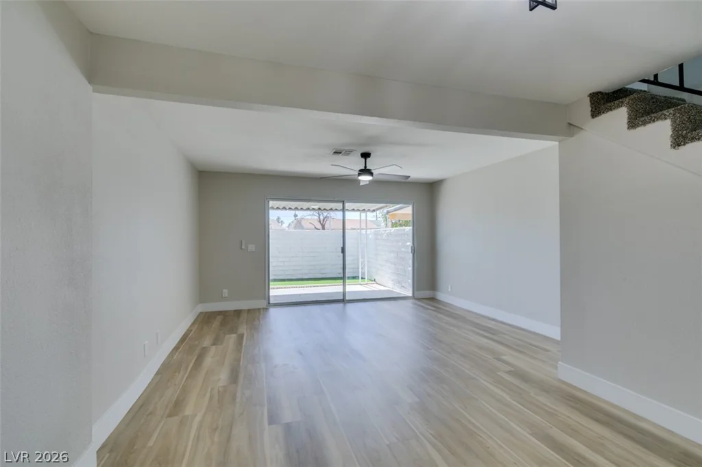 2333 Cardiff, Las Vegas, NV 89108