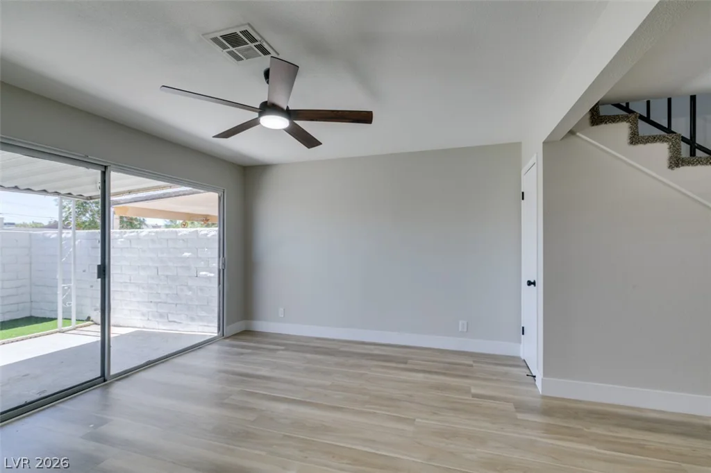 2333 Cardiff, Las Vegas, NV 89108