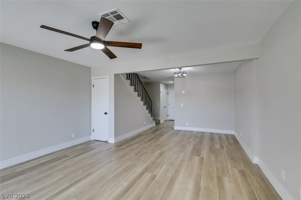 2333 Cardiff, Las Vegas, NV 89108