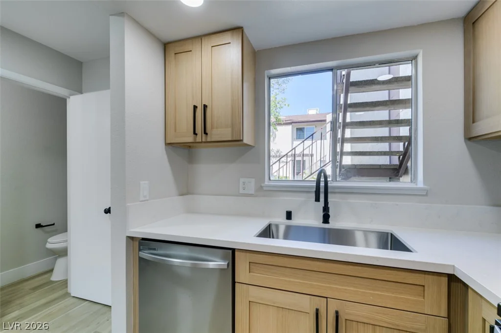 2333 Cardiff, Las Vegas, NV 89108