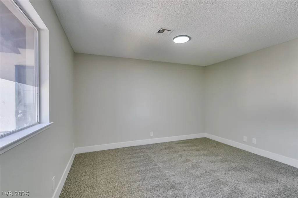 2333 Cardiff, Las Vegas, NV 89108