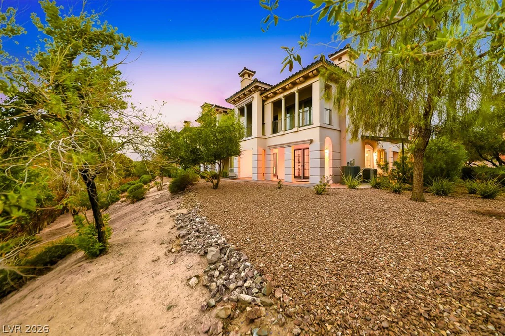 36 Via Vasari, Henderson, NV 89011