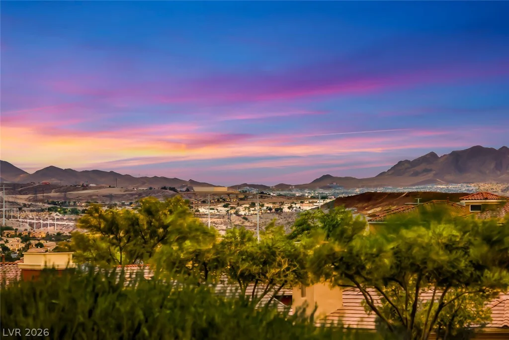 36 Via Vasari, Henderson, NV 89011
