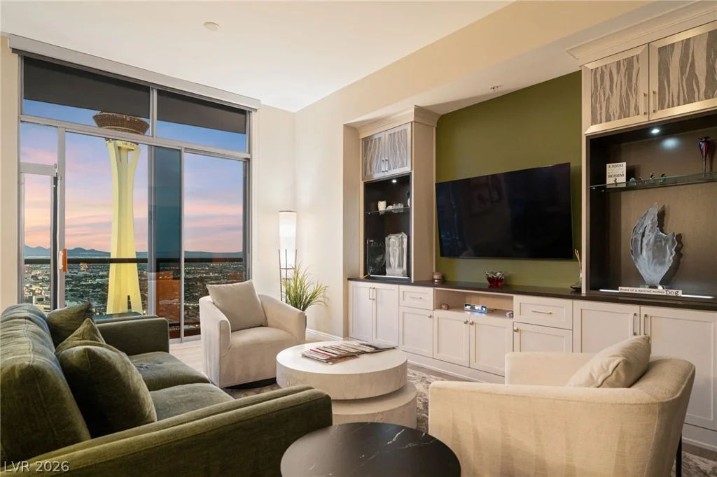 200 Sahara, Las Vegas, NV 89102