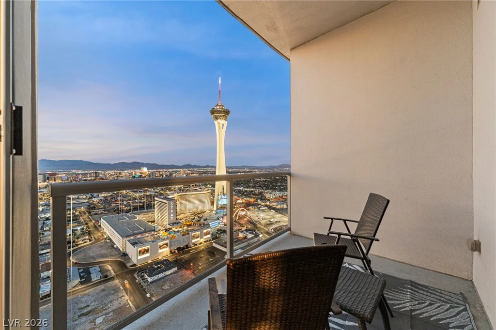 200 Sahara, Las Vegas, NV 89102
