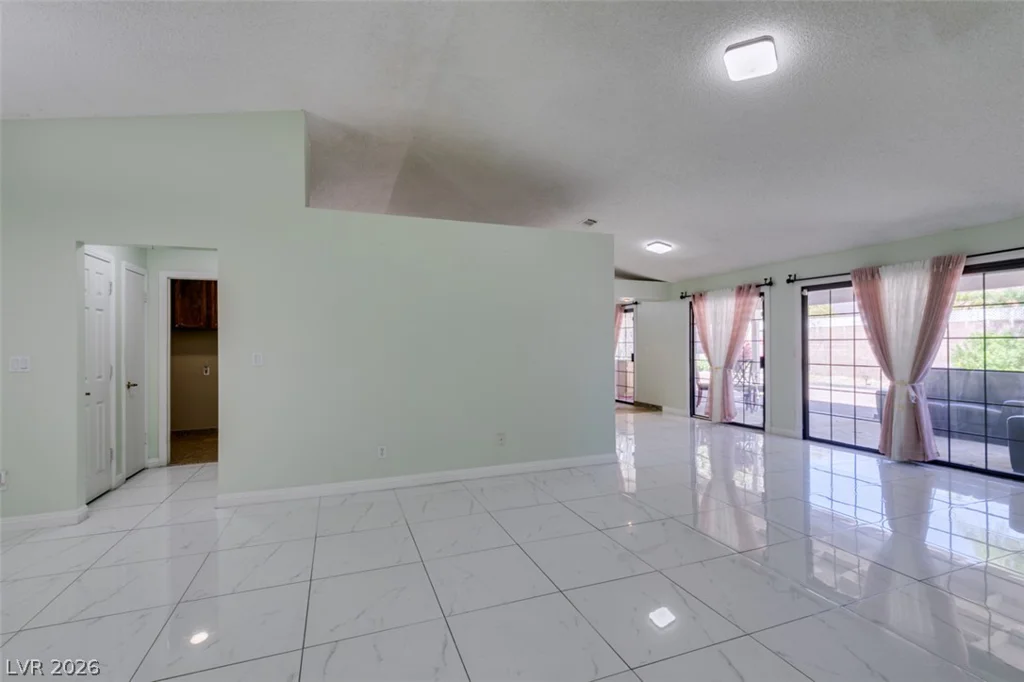 3222 Oquendo, Las Vegas, NV 89120