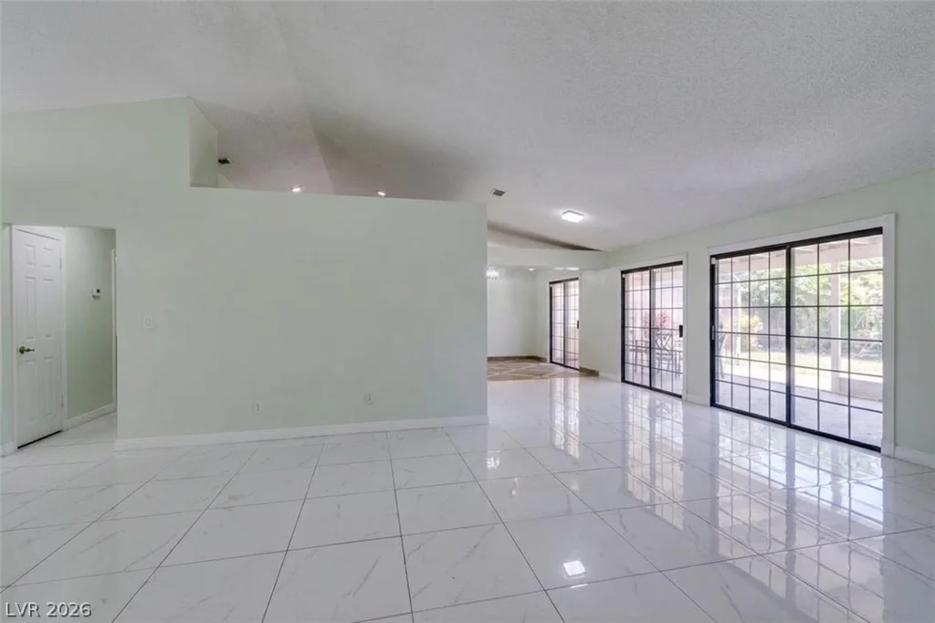 3222 Oquendo, Las Vegas, NV 89120