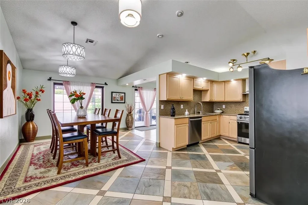 3222 Oquendo, Las Vegas, NV 89120