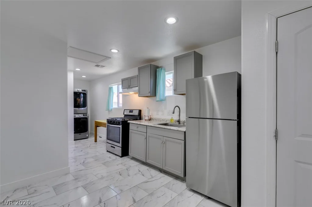 3222 Oquendo, Las Vegas, NV 89120