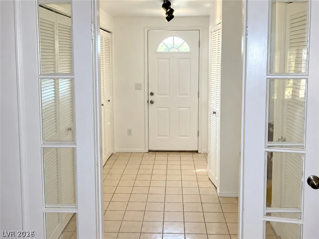 770 Tam O Shanter, Las Vegas, NV 89109